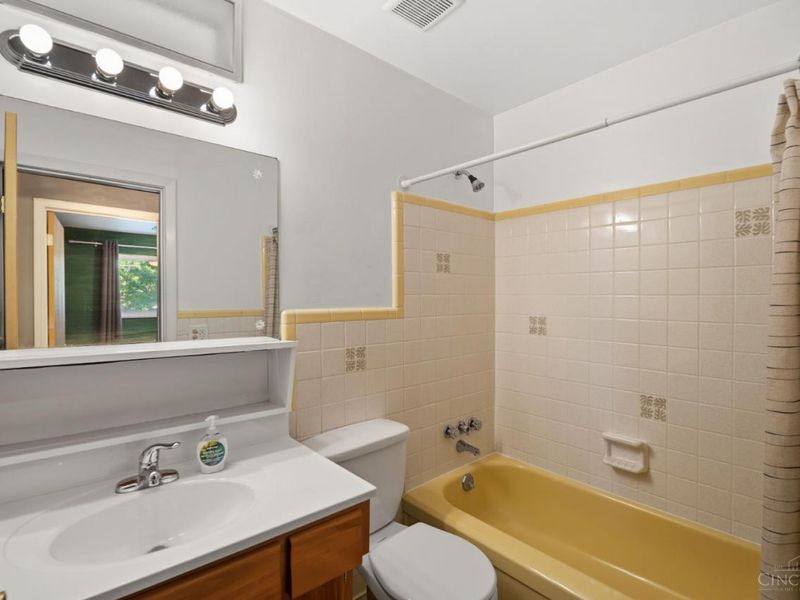 2855 Almester Drive, Cincinnati, OH 45211 Photo 23