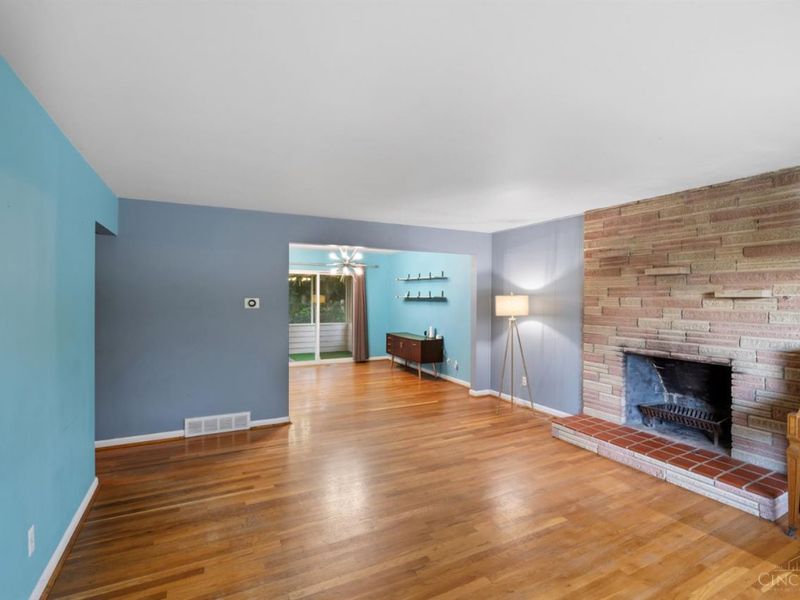 2855 Almester Drive, Cincinnati, OH 45211 Photo 4