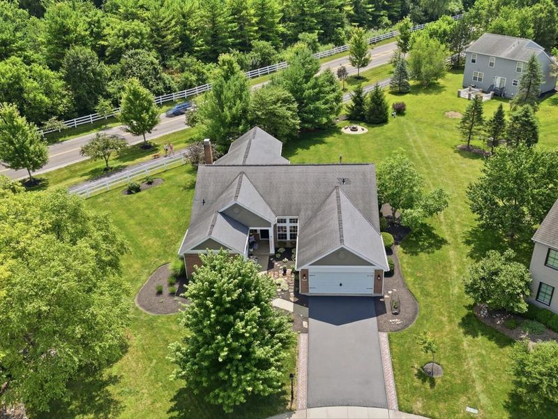 83 Hartfield Court, Powell, OH 43065 Photo 3