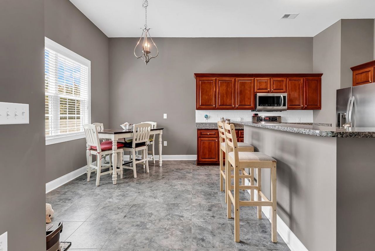133 Dowenbury Dr.  Photo 12