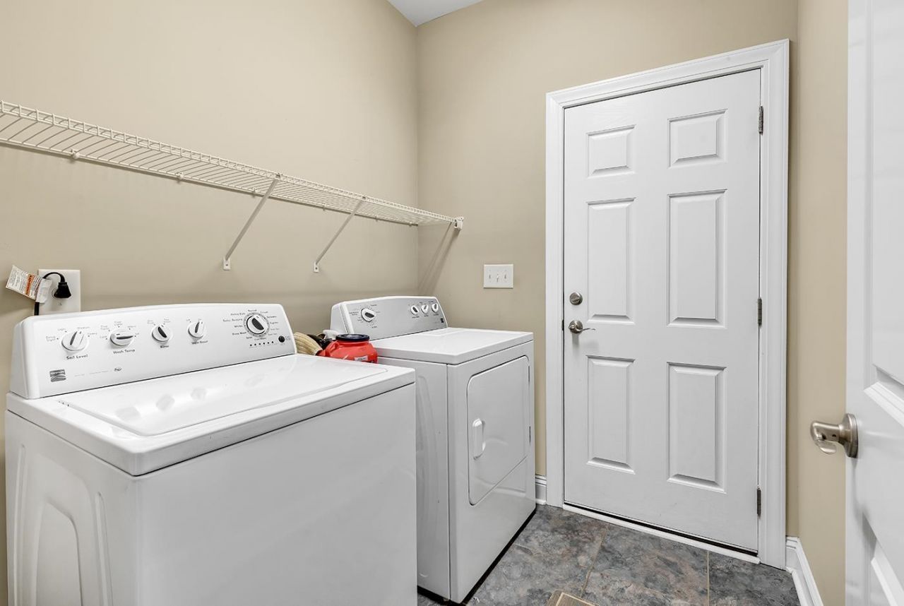 133 Dowenbury Dr.  Photo 35