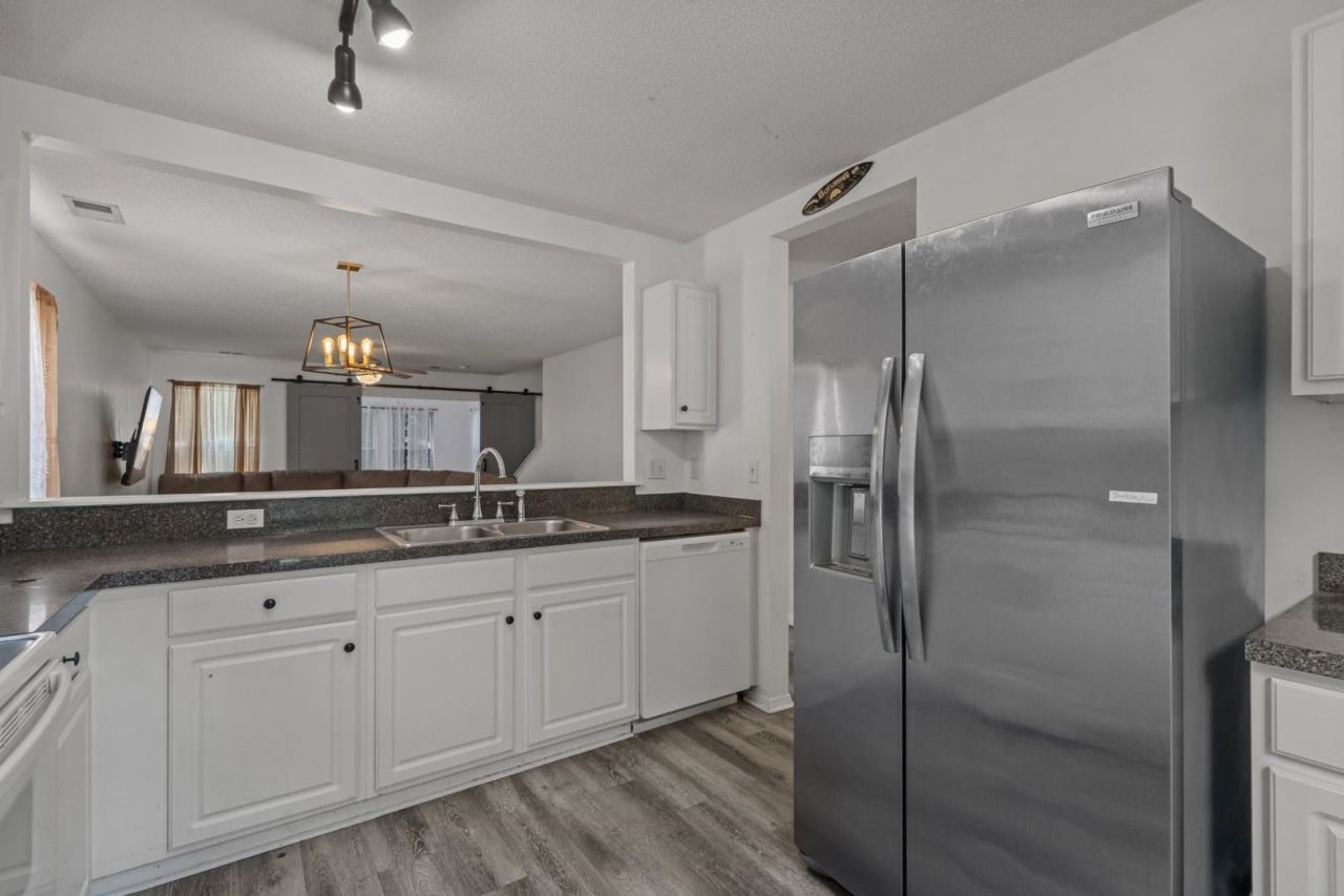 121 Bellegrove Dr.  Photo 18