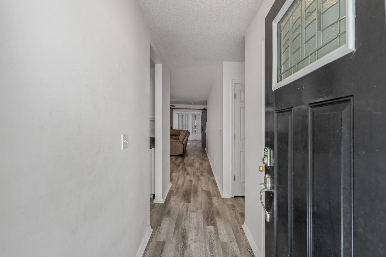121 Bellegrove Dr.  Photo 5