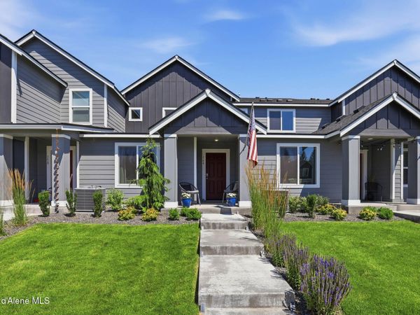 164 E Spirea LN , Hayden, ID 83835