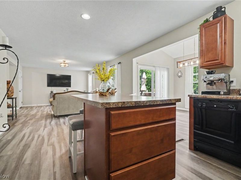 8794 Kelly Lane , Streetsboro, OH 44241 Photo 8