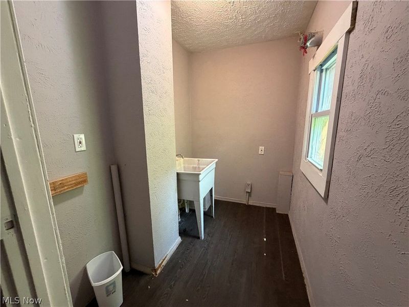 3500 Independence Road , Cleveland, OH 44105 Photo 10