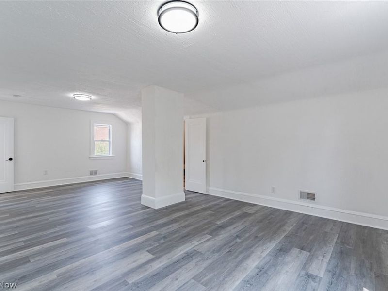 3593 W 130th Street , Cleveland, OH 44111 Photo 16