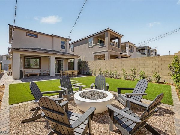 1575 Crested Eagle Street , Las Vegas, NV 89138