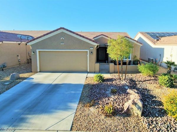 2360 Great Auk Avenue, North Las Vegas, NV 89084