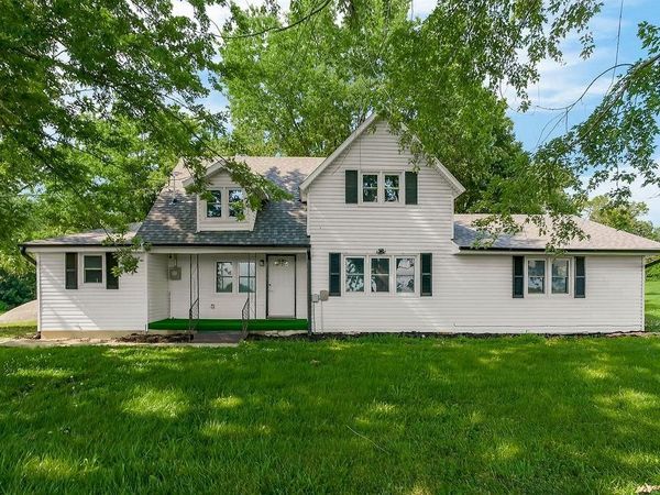 10240 NW State Route 18 Highway, Amsterdam, MO 64723