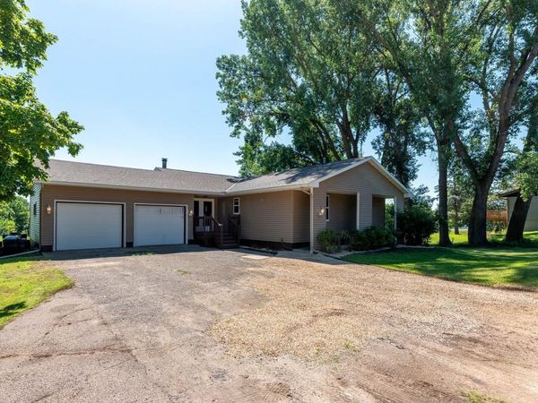 33385 Sibley Heights Lane , Le Sueur, MN 56058