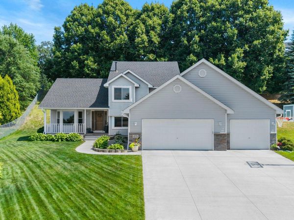 16770 Javelin Avenue, Lakeville, MN 55044