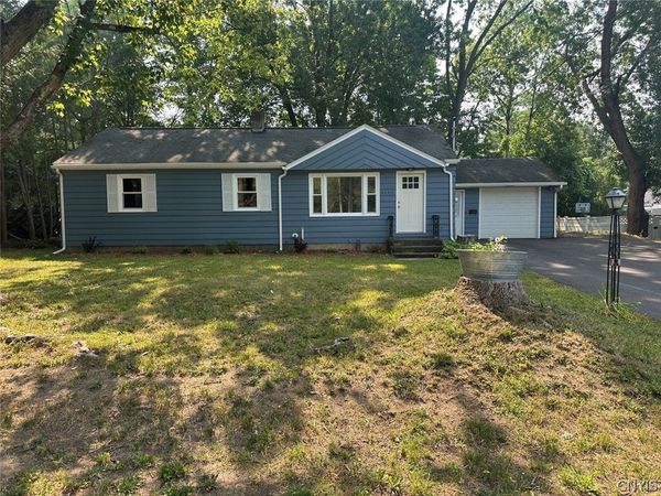 5684 Mapleton , Utica, NY 13502