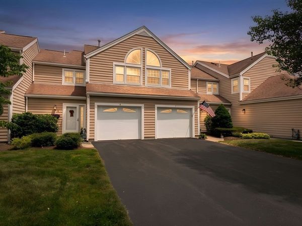8 Teal Cir, Unit 8, Walpole, MA 02081