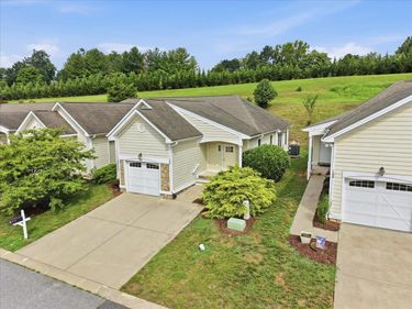 26 WINDGATE CIR, Unit 104, FISHERSVILLE, VA 22939