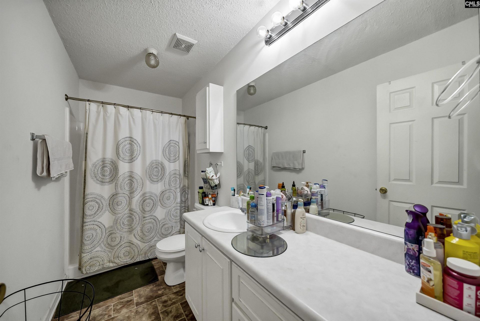 421 Twin Eagles Drive  Photo 33