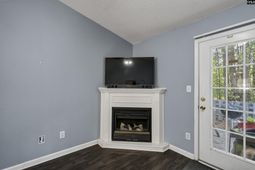 421 Twin Eagles Drive  photo 4