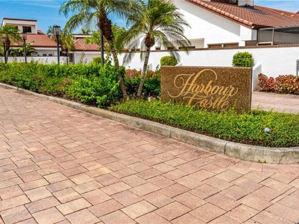 5501 Harbour Castle DR, FORT MYERS, FL 33907