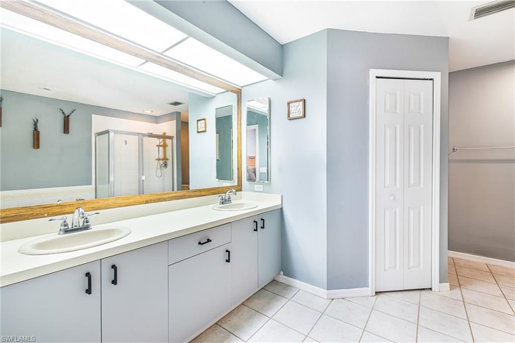5501 Harbour Castle Dr, Fort Myers, FL 33907 Photo