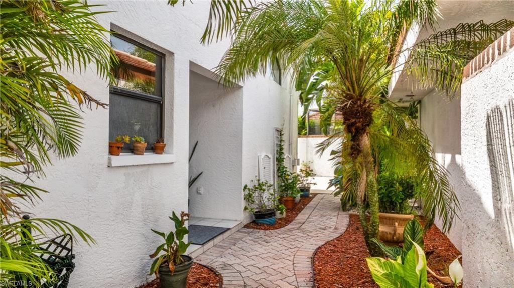 5501 Harbour Castle Dr, Fort Myers, FL 33907 Photo
