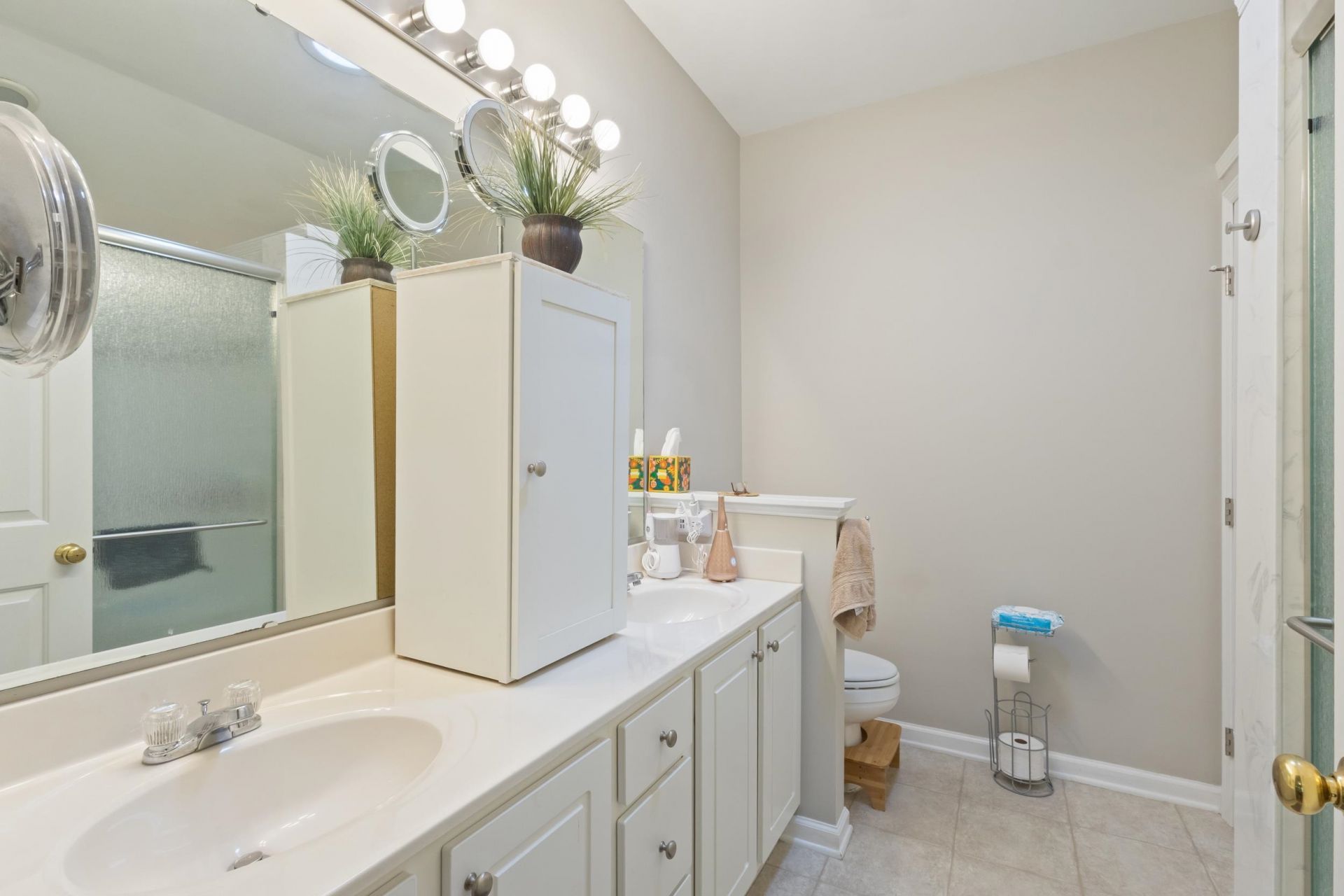 125 Seville Dr.  Photo 28