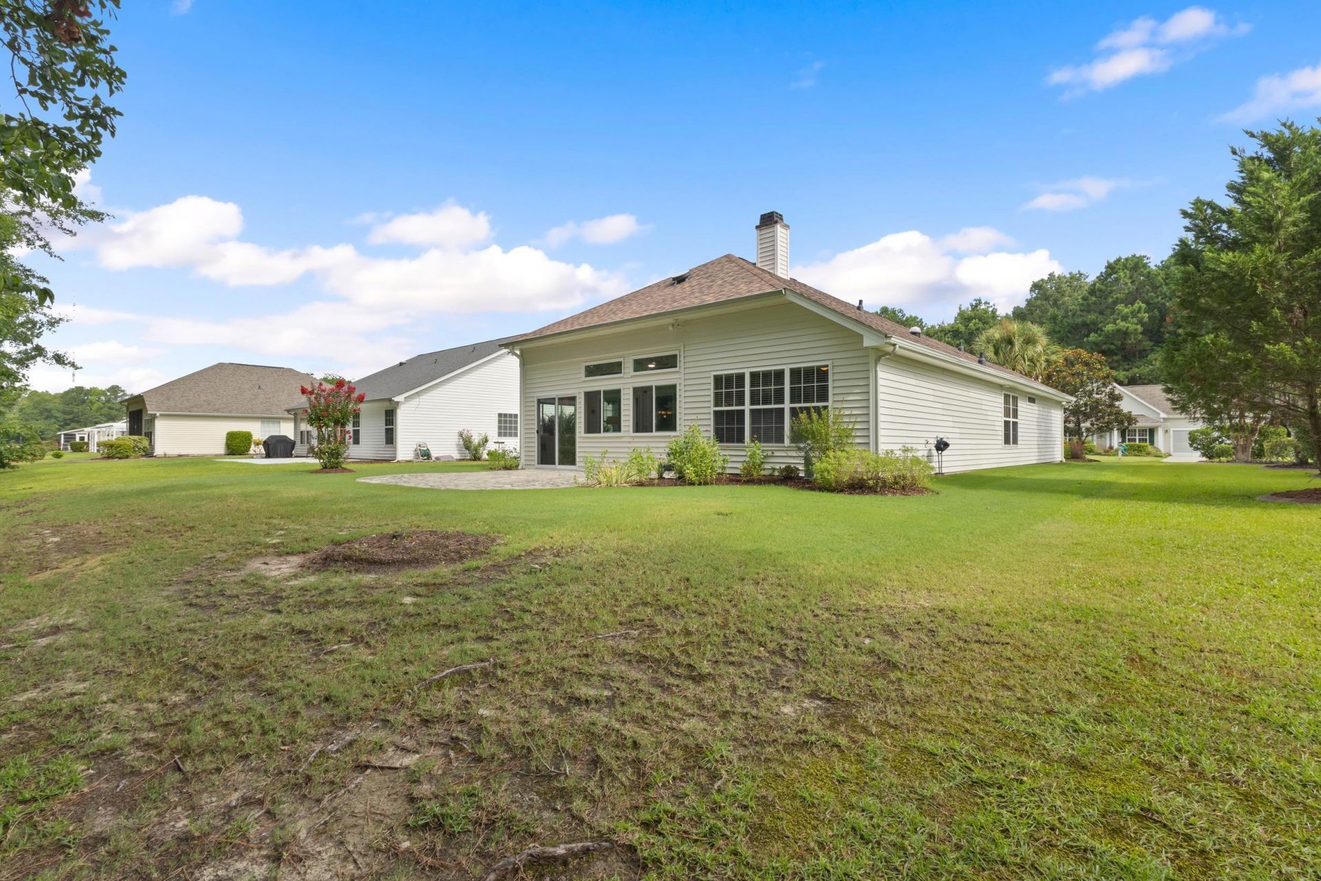 125 Seville Dr.  Photo 37