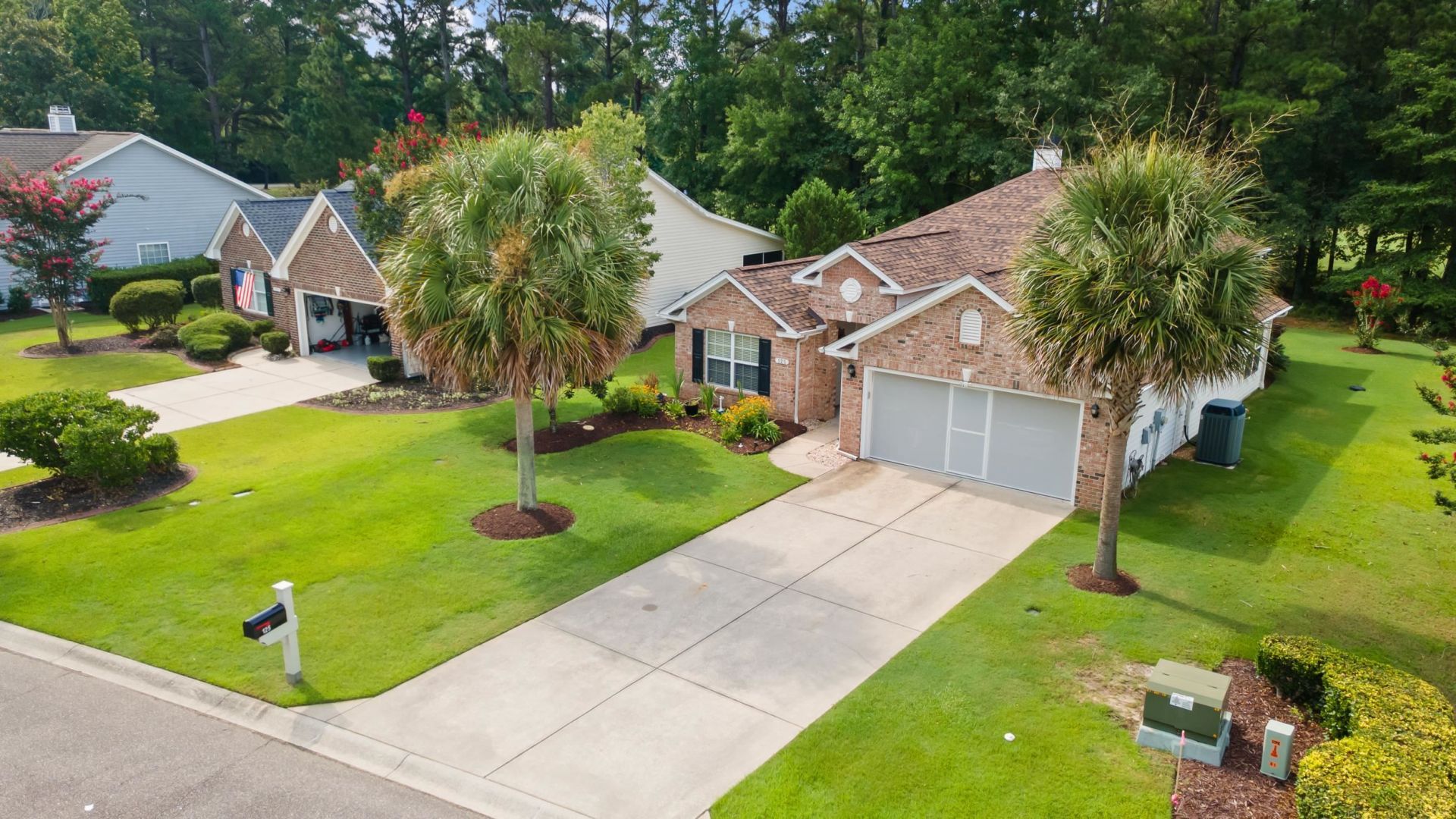 125 Seville Dr.  Photo 5