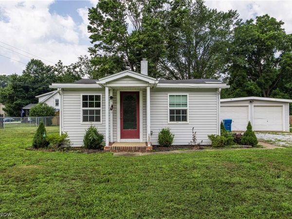 2284 Markey Street, Akron, OH 44319