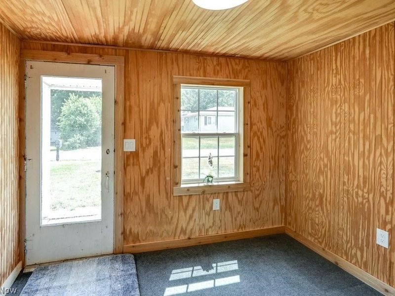 2284 Markey Street , Akron, OH 44319 Photo 8