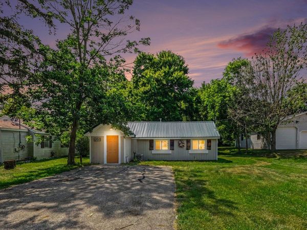 155 N 5th Street NE, Cedar Springs, MI 49319