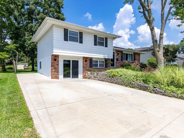 3696 Bader Court , Westerville, OH 43081
