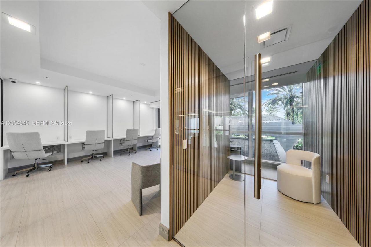 21205 Yacht Club Dr , Unit 701, Aventura, FL 33180 Photo