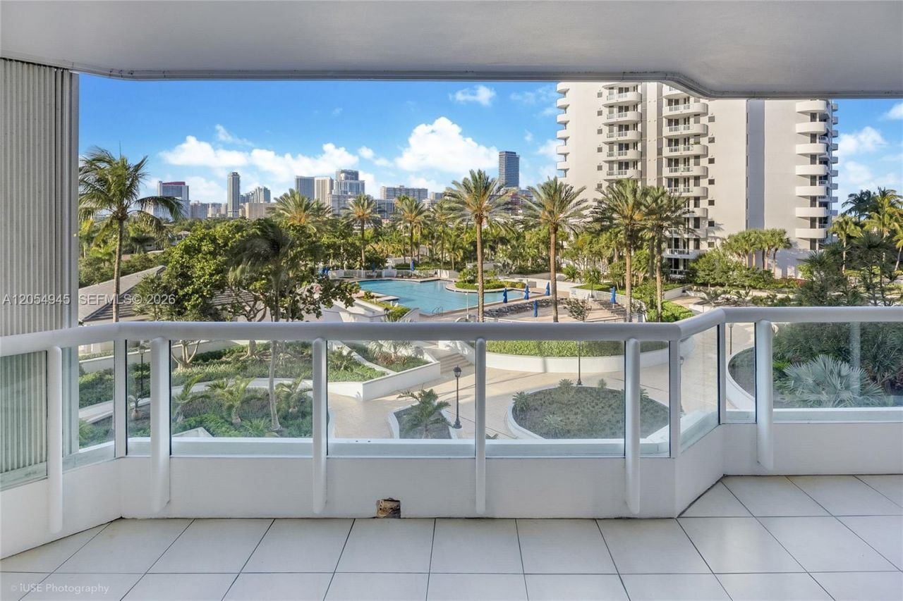 21205 Yacht Club Dr , Unit 701, Aventura, FL 33180 Photo