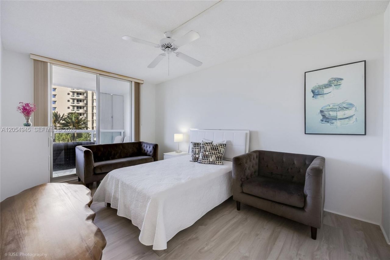 21205 Yacht Club Dr , Unit 701, Aventura, FL 33180 Photo