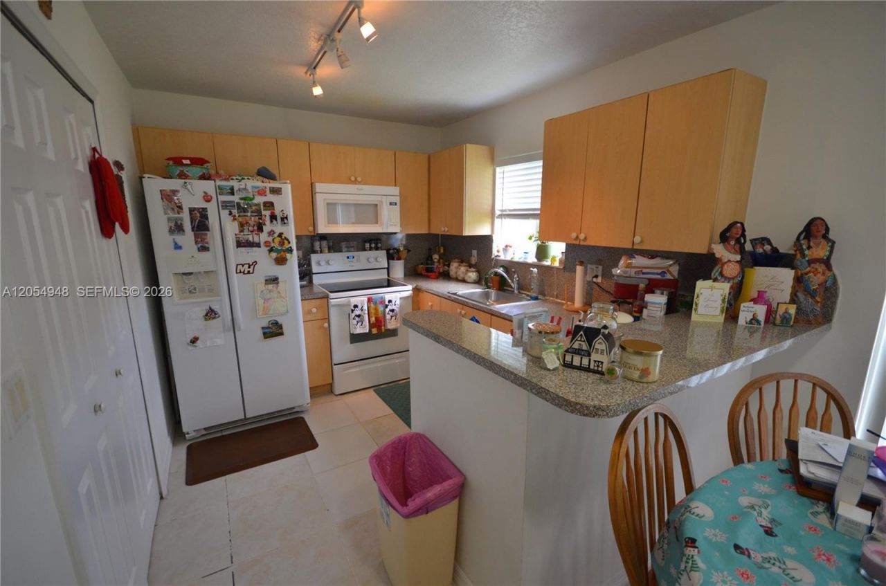 1270 SE 27th St , Unit 101, Homestead, FL 33035 Photo