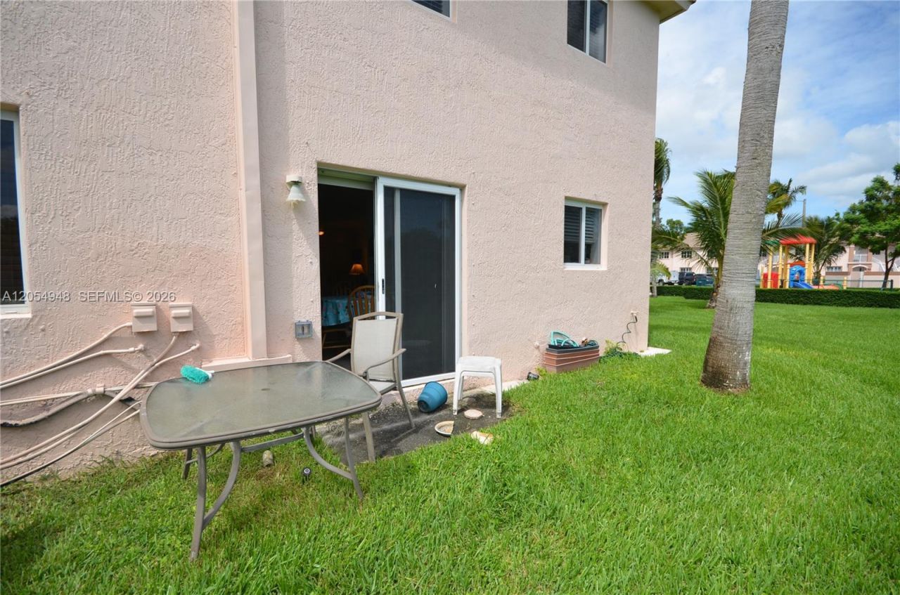 1270 SE 27th St , Unit 101, Homestead, FL 33035 Photo