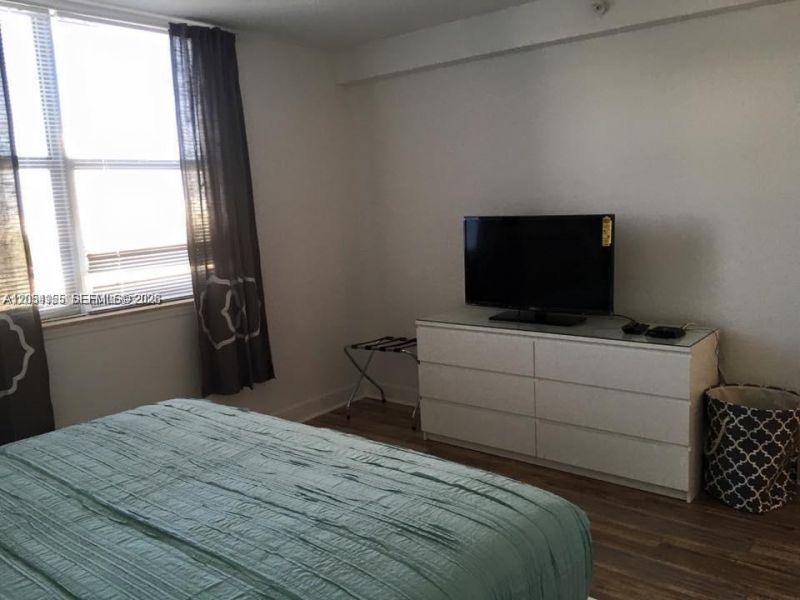 401 69th St , Unit 905, Miami Beach, FL 33141 Photo