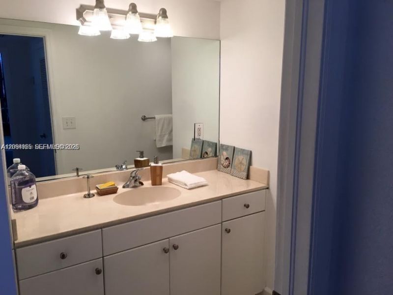 401 69th St , Unit 905, Miami Beach, FL 33141 Photo