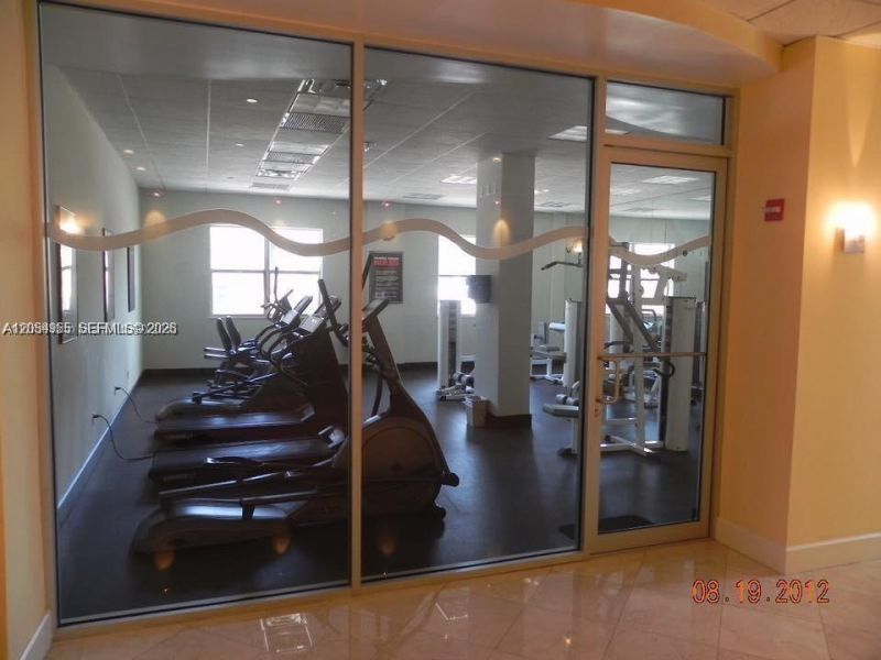 401 69th St , Unit 905, Miami Beach, FL 33141 Photo