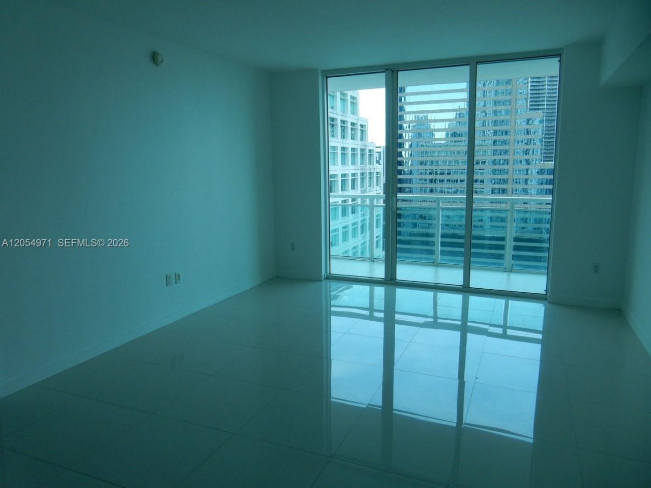 950 Brickell Bay Dr, Unit 3208, Miami, FL 33131 Photo
