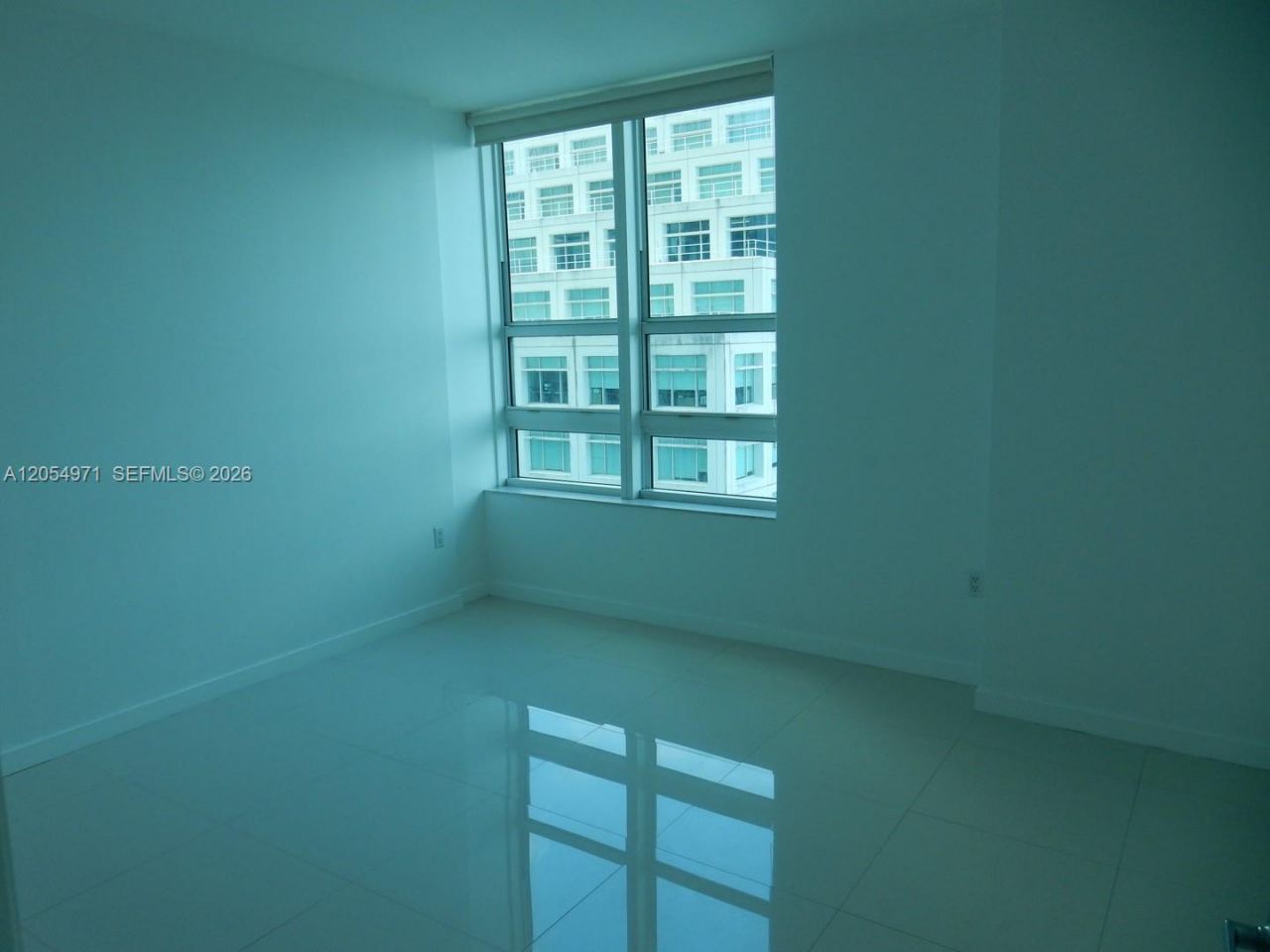 950 Brickell Bay Dr, Unit 3208, Miami, FL 33131 Photo