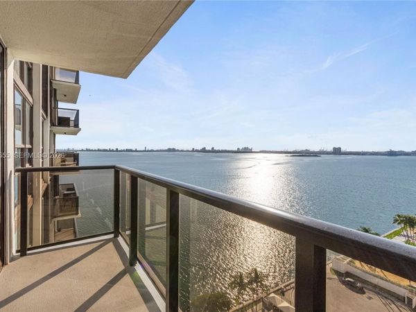 600 NE 36th St , Unit 1520, Miami, FL 33137