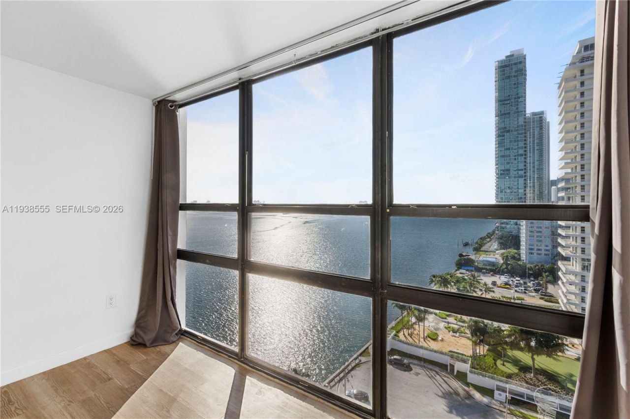 600 NE 36th St , Unit 1520, Miami, FL 33137 Photo