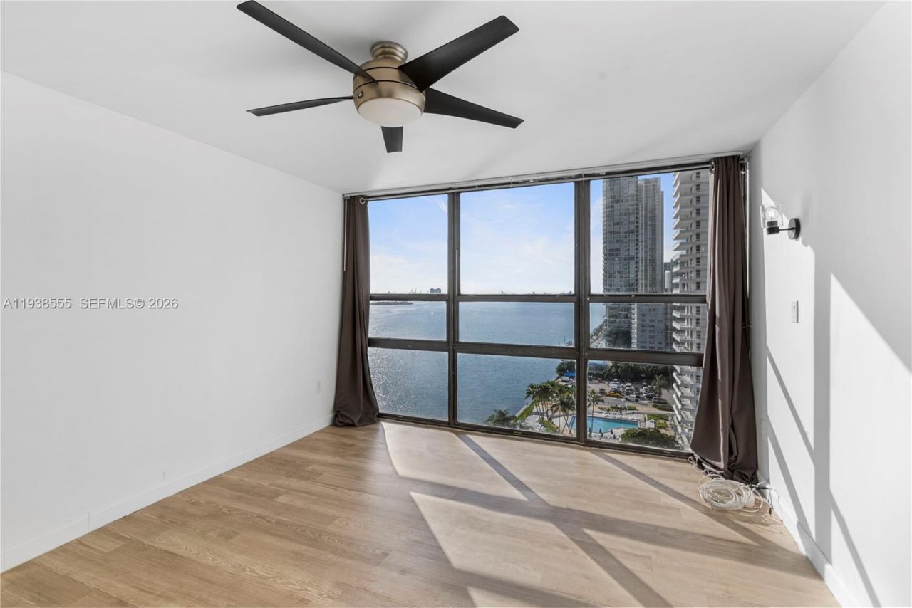 600 NE 36th St , Unit 1520, Miami, FL 33137 Photo