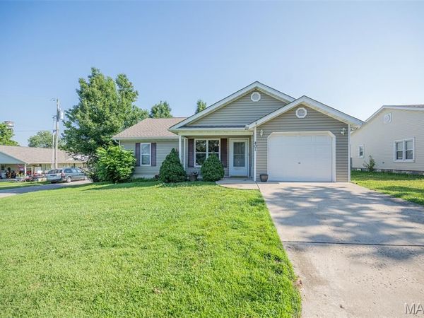 401 E Fifth , Belle, MO 65013