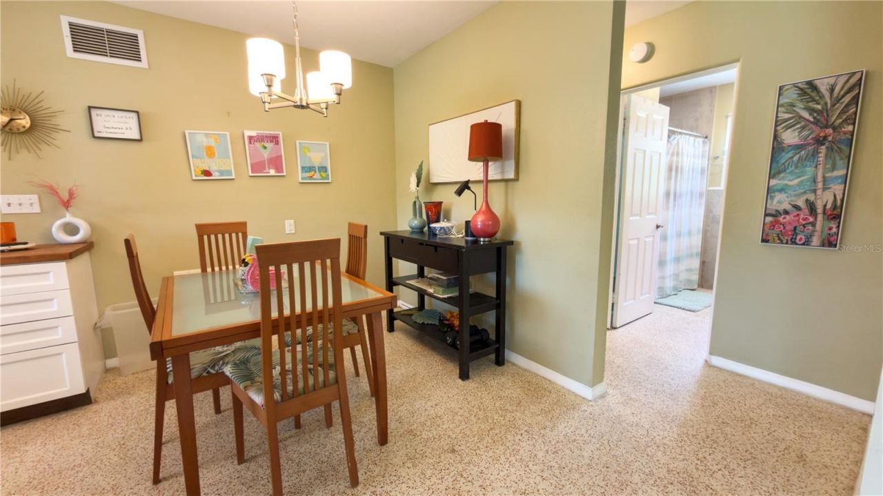 2215 Alvarado Lane, Sarasota, FL 34231 Photo