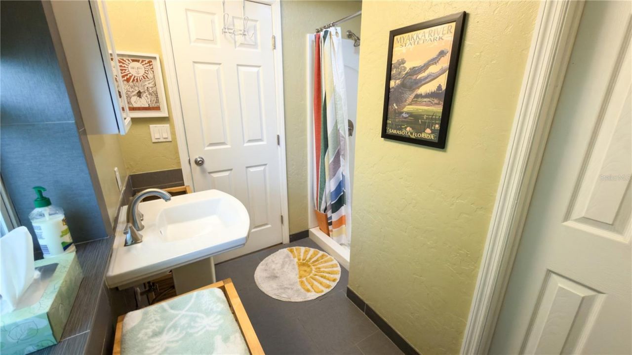 2215 Alvarado Lane, Sarasota, FL 34231 Photo
