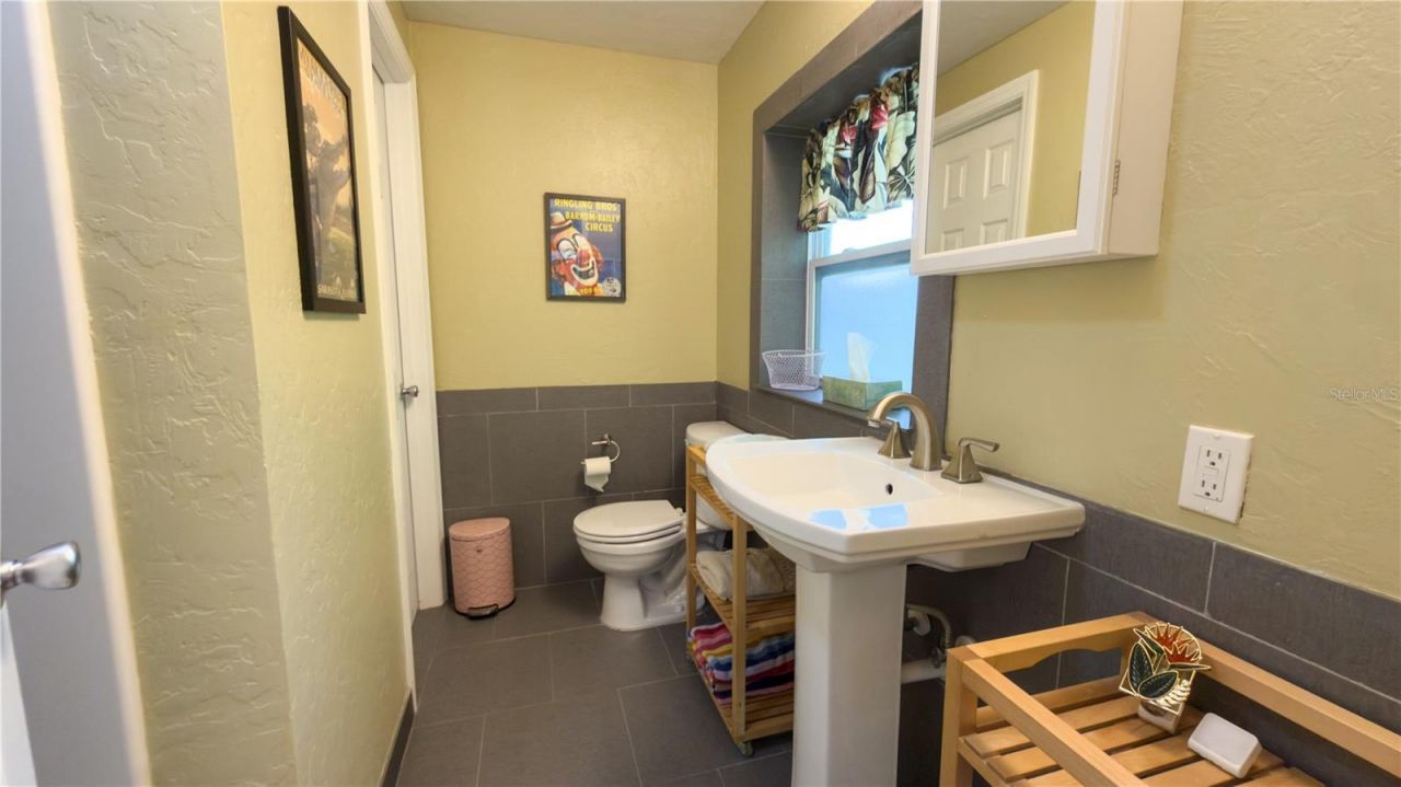 2215 Alvarado Lane, Sarasota, FL 34231 Photo