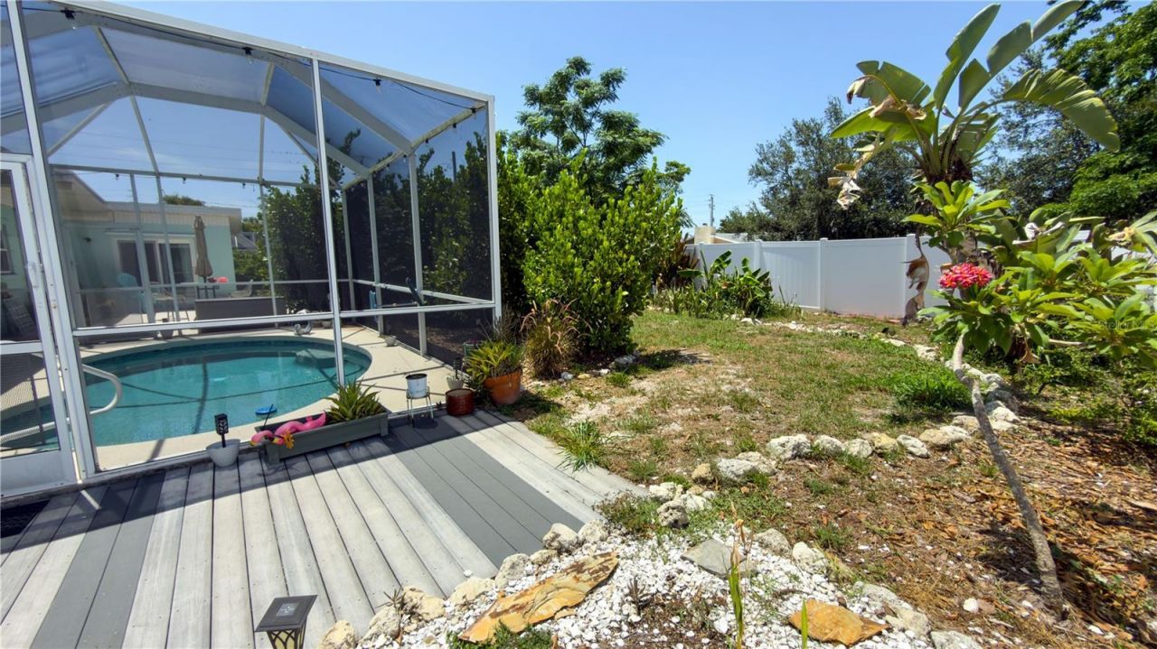 2215 Alvarado Lane, Sarasota, FL 34231 Photo