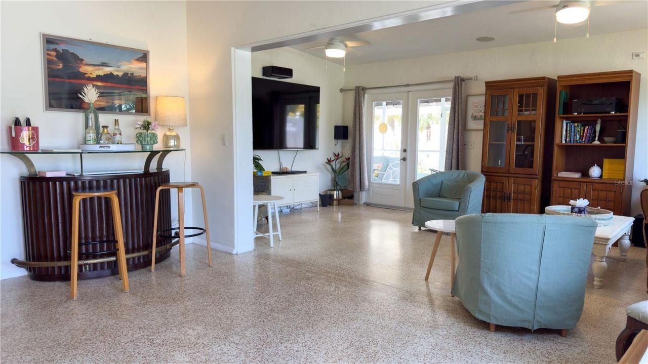 2215 Alvarado Lane, Sarasota, FL 34231 Photo